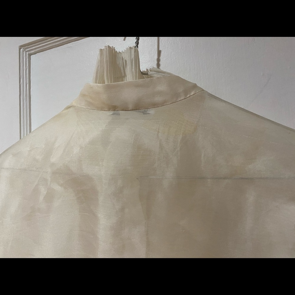 SOLD Oscar de la Renta Ruffle top 6 ASO Gossip - Picture 10 of 14